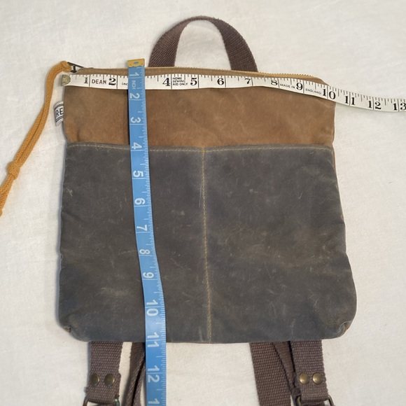 Rachel-Elise weather resistant cotton canvas backpack - Picture 11 of 16